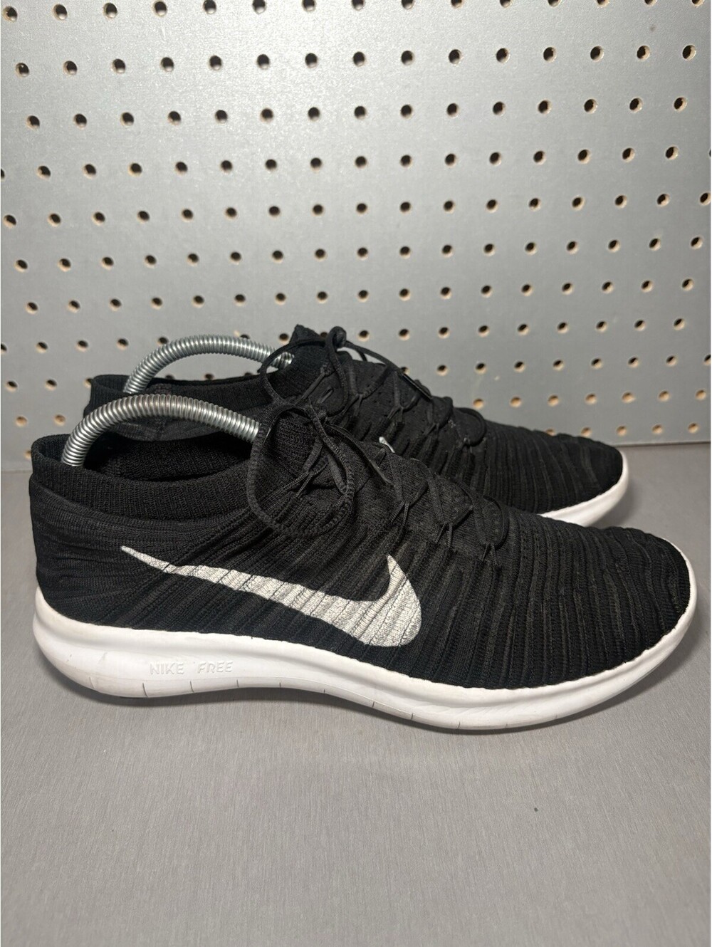 Nike Free RN Motion Flyknit Shoes Mens Sz 10.5 Black Running Sneakers 834584-001